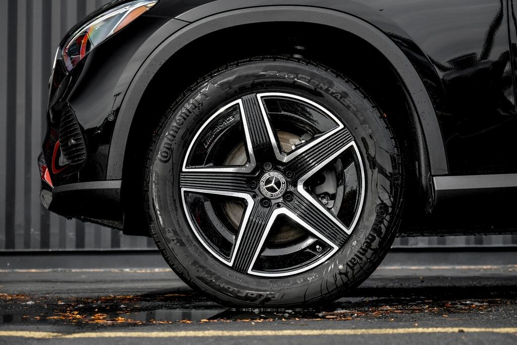 New 2027 Mercedes-Benz GLC 300 4MATIC SUV