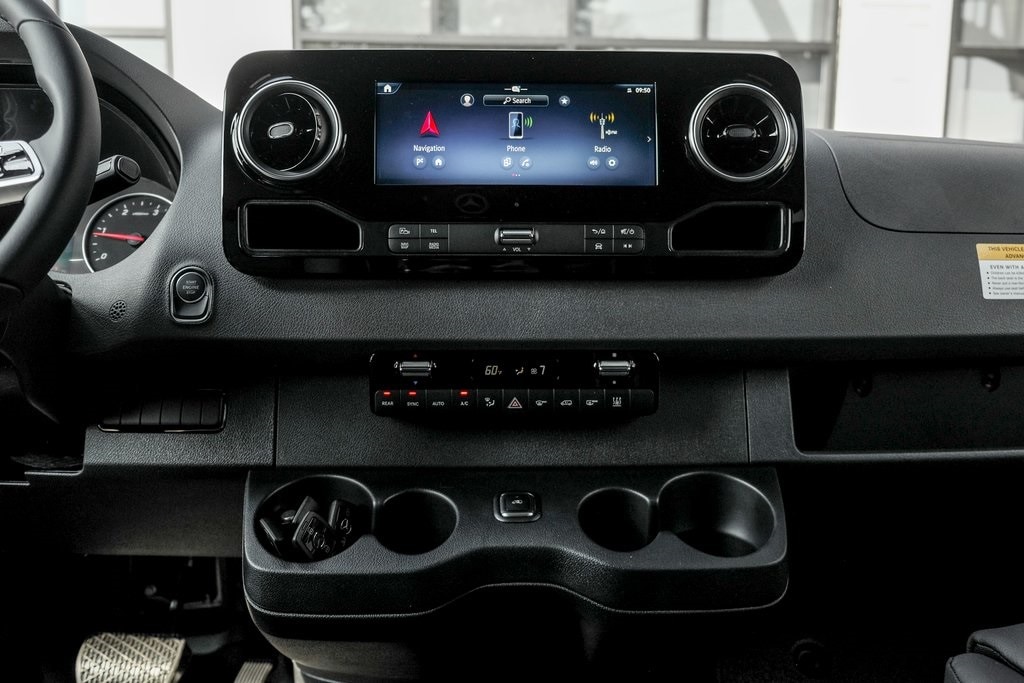 2025 MERCEDES-BENZ SPRINTER - Image 21