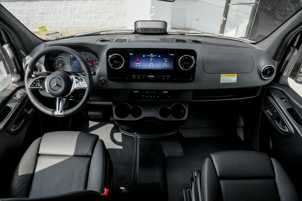 2025 MERCEDES-BENZ SPRINTER - Image 21