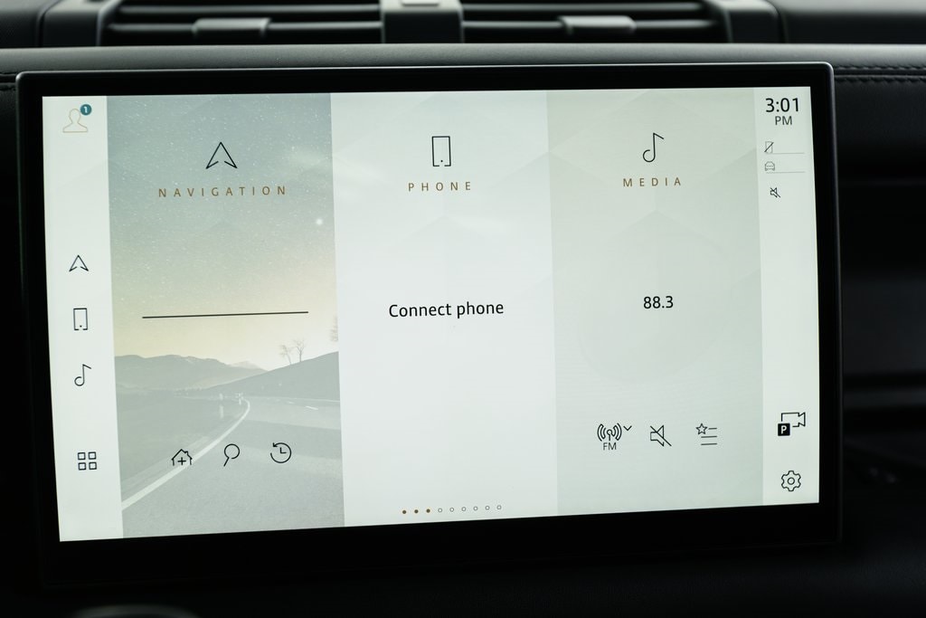 2023 LAND ROVER DEFENDER - Image 17