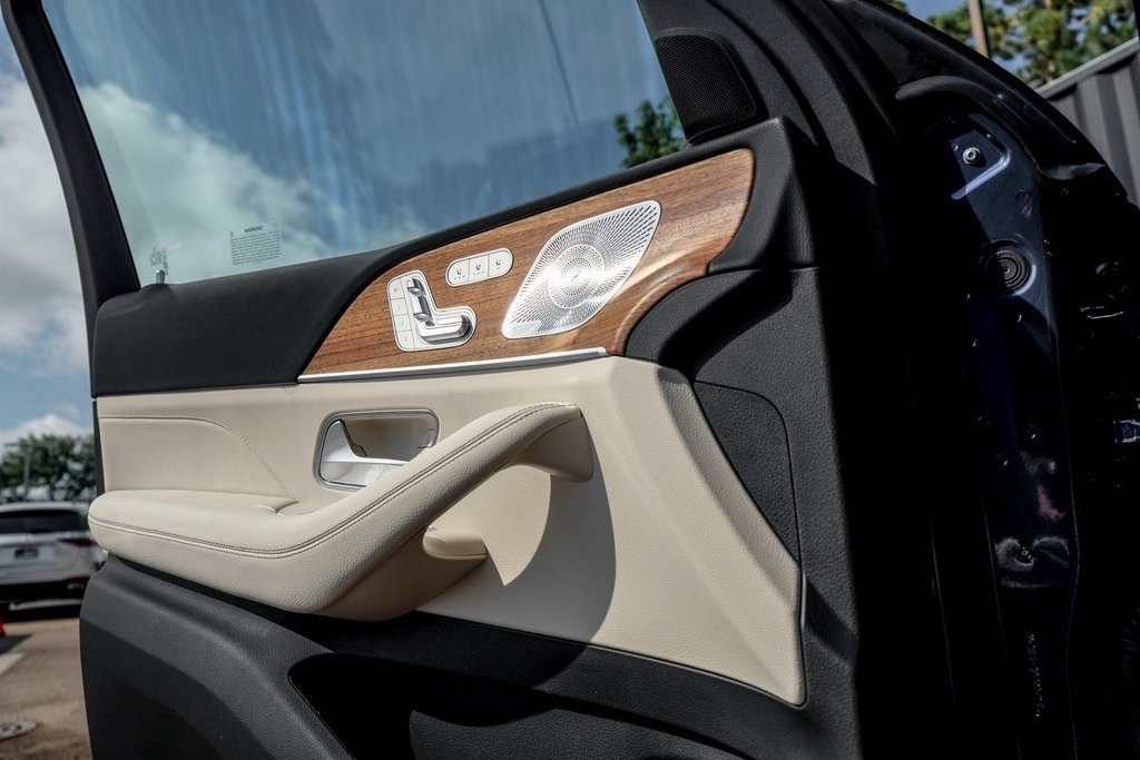 2026 MERCEDES-BENZ GLE-CLASS - Image 12