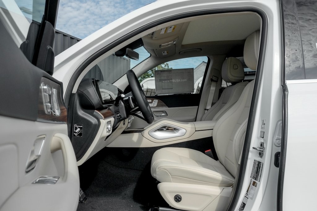 2026 MERCEDES-BENZ GLS-CLASS - Image 11