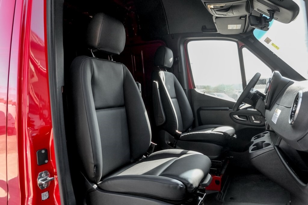 2025 MERCEDES-BENZ SPRINTER - Image 25