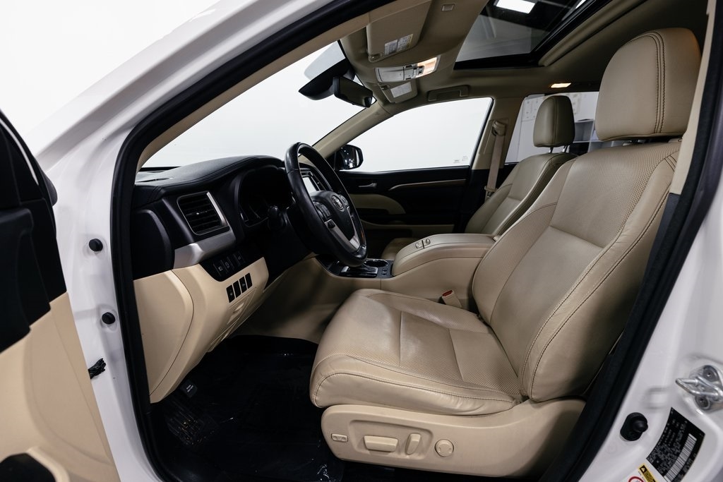 2018 TOYOTA HIGHLANDER - Image 8