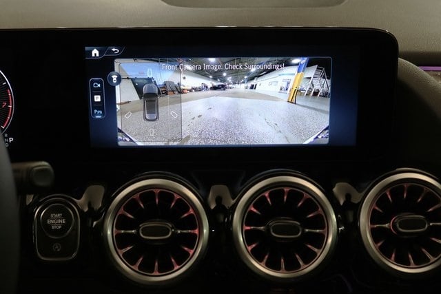 2025 MERCEDES-BENZ GLA-CLASS - Image 24