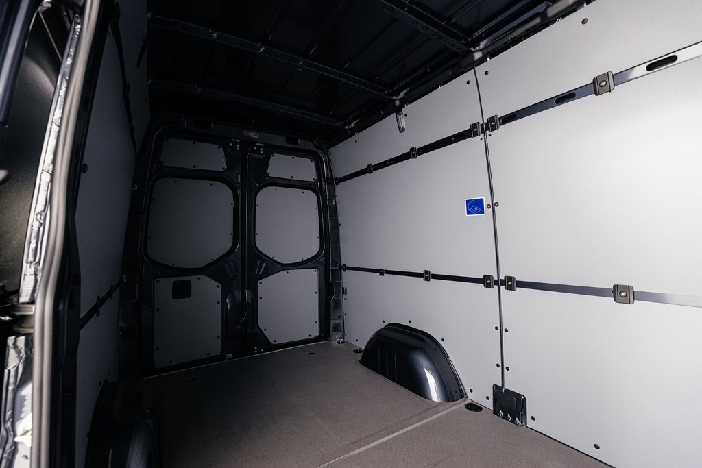 2025 MERCEDES-BENZ SPRINTER - Image 31