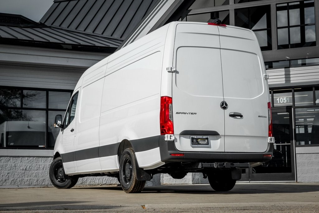 New 2025 Mercedes-Benz Sprinter 2500 High Roof 4-Cyl Diesel HO Van Cargo Van