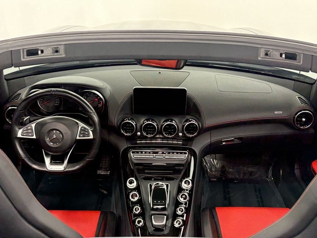 2019 MERCEDES-BENZ AMG GT - Image 25