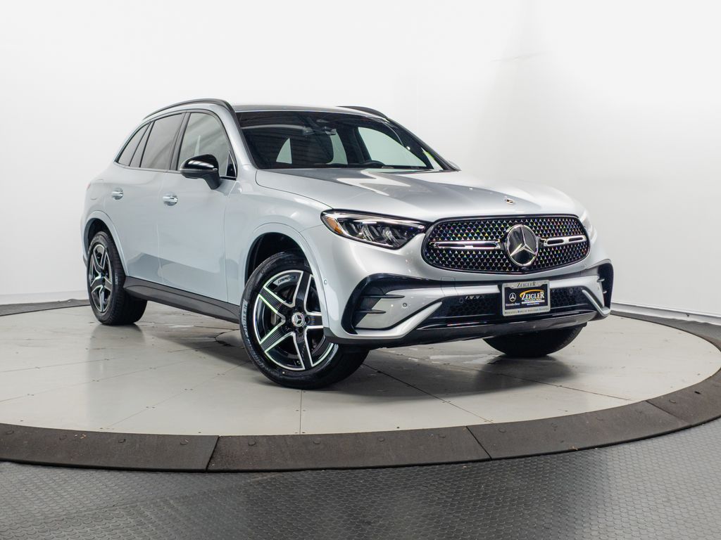 2026 Mercedes-Benz GLC Base