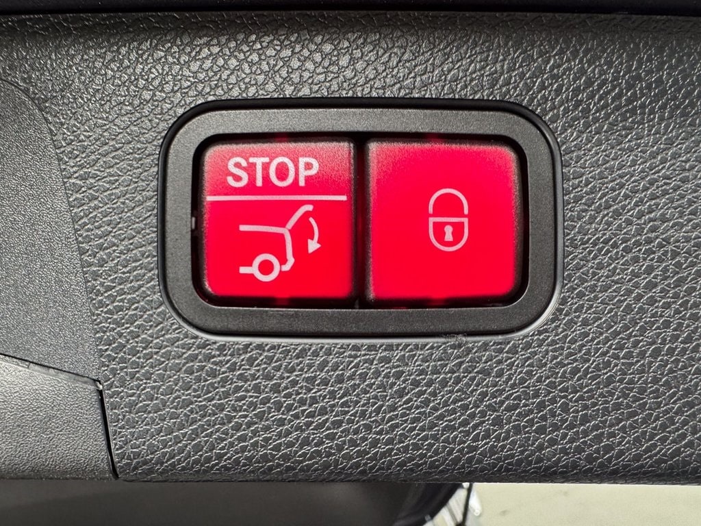 2021 MERCEDES-BENZ E-CLASS - Image 31