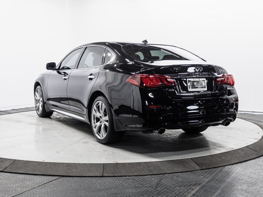 2016 INFINITI Q70L - Image 26