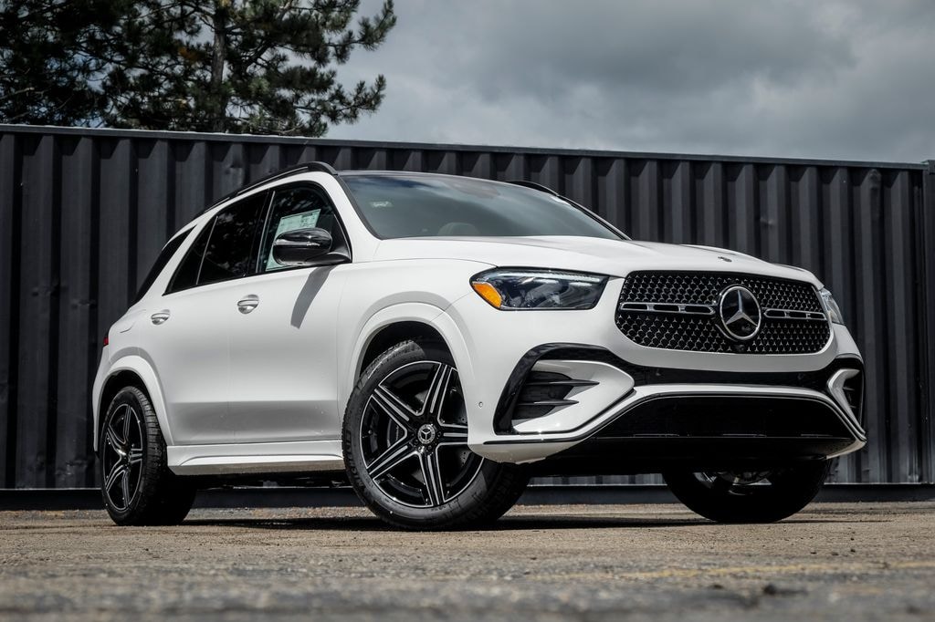 New 2026 Mercedes-Benz GLE 450e 4MATIC SUV