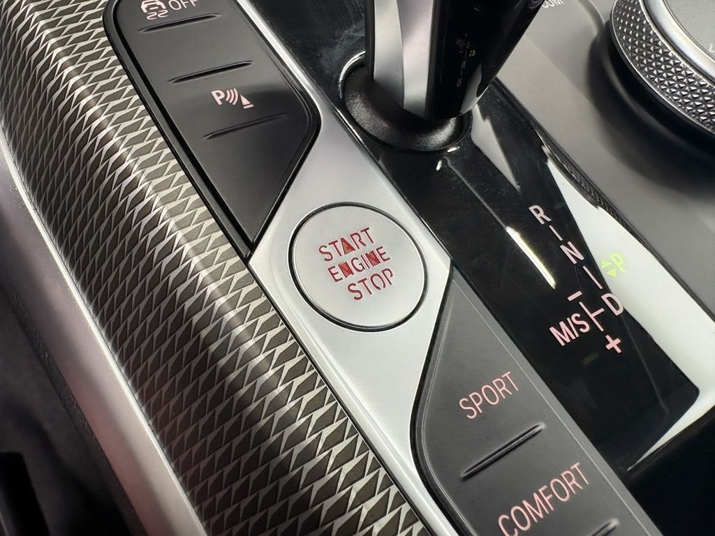 2022 BMW M440I - Image 15