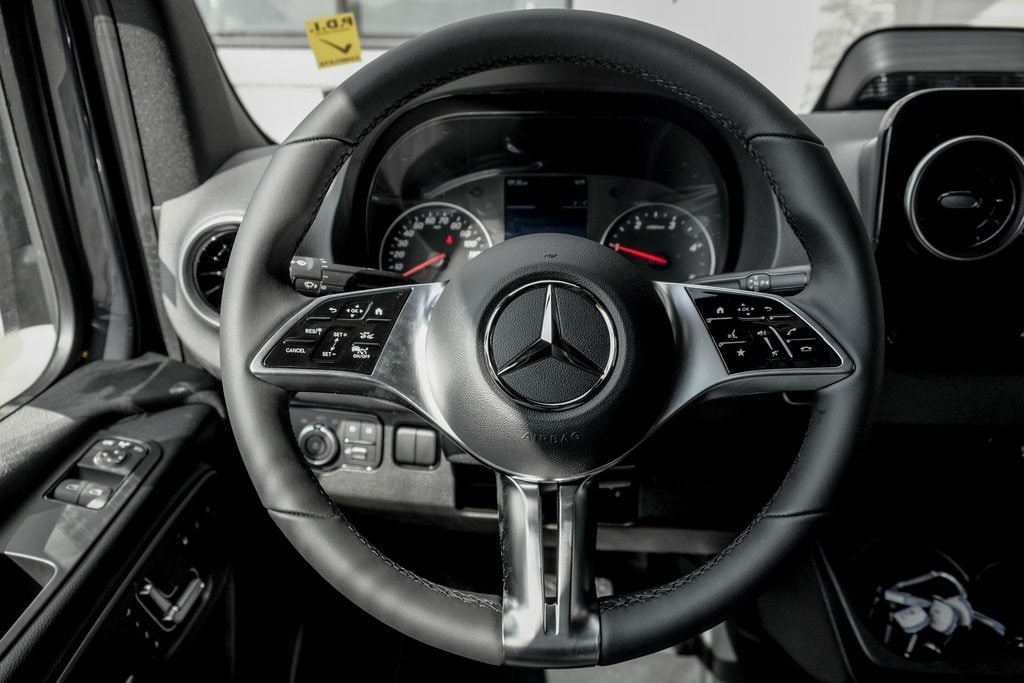 2025 MERCEDES-BENZ SPRINTER - Image 15