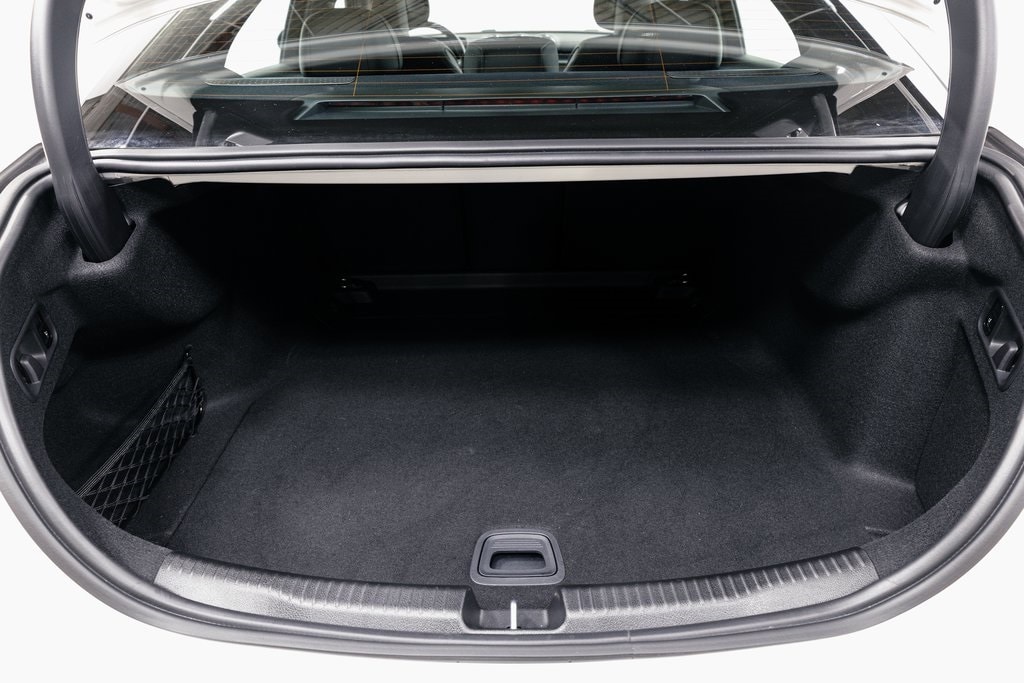 2025 MERCEDES-BENZ C-CLASS - Image 33