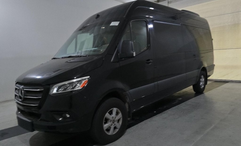 Used 2023 Mercedes-Benz Sprinter 2500 Passenger 170 WB Minivan/Van