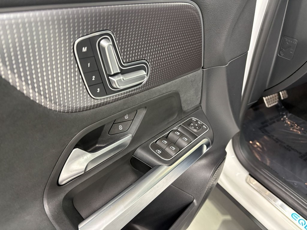 2023 MERCEDES-BENZ EQB-CLASS - Image 6