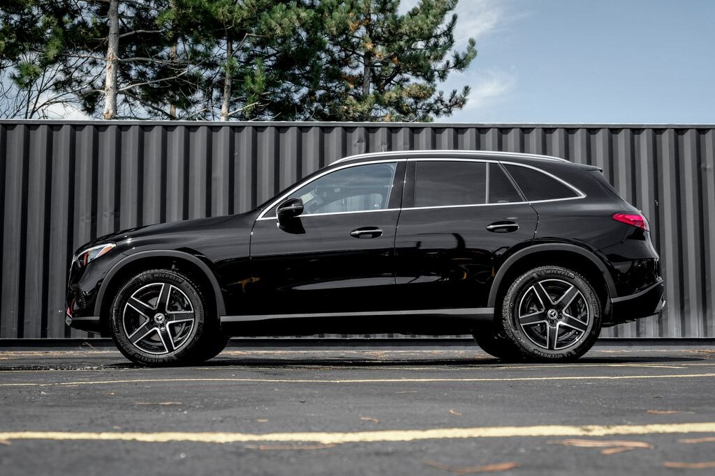 New 2027 Mercedes-Benz GLC 300 Base SUV