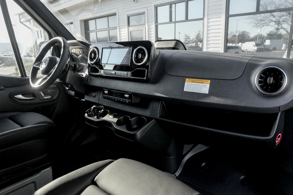 2025 MERCEDES-BENZ SPRINTER - Image 23
