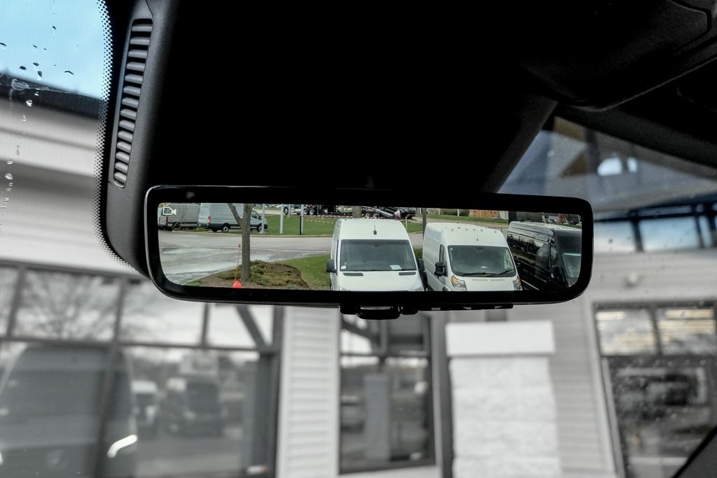 2025 MERCEDES-BENZ SPRINTER - Image 17