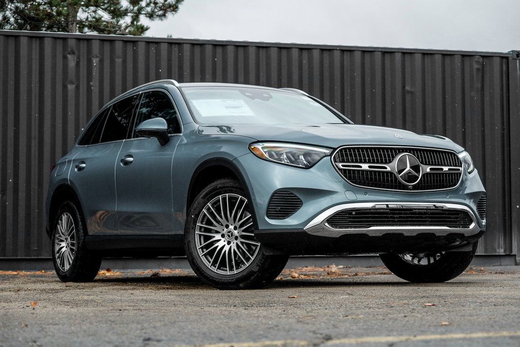 2026 Mercedes-Benz GLC