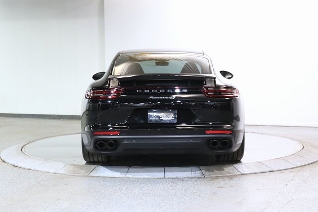 2018 PORSCHE PANAMERA - Image 12