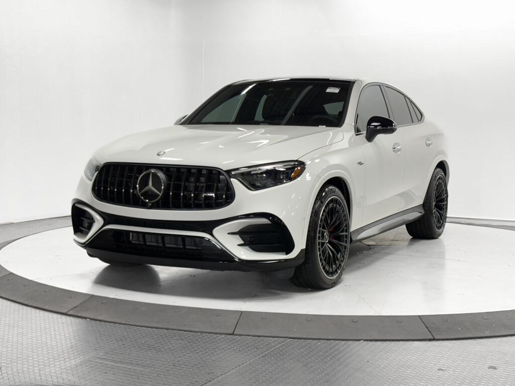 2025 Mercedes Benz GLC 43 AMG photo 3