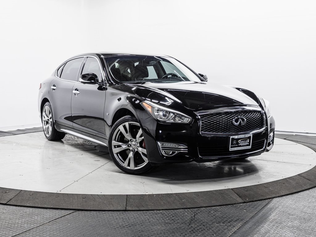 2016 INFINITI Q70L - Image 1
