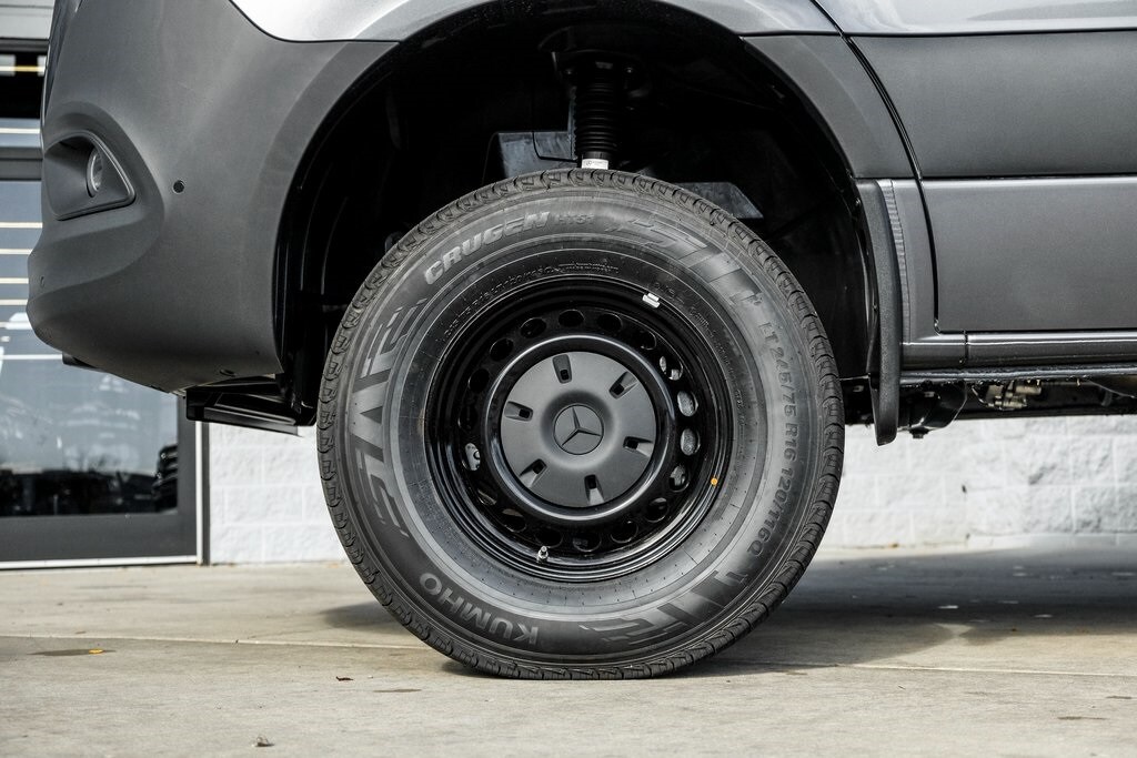 New 2026 Mercedes-Benz Sprinter 2500 Standard Roof 4-Cyl Diesel HO Van Passenger Van