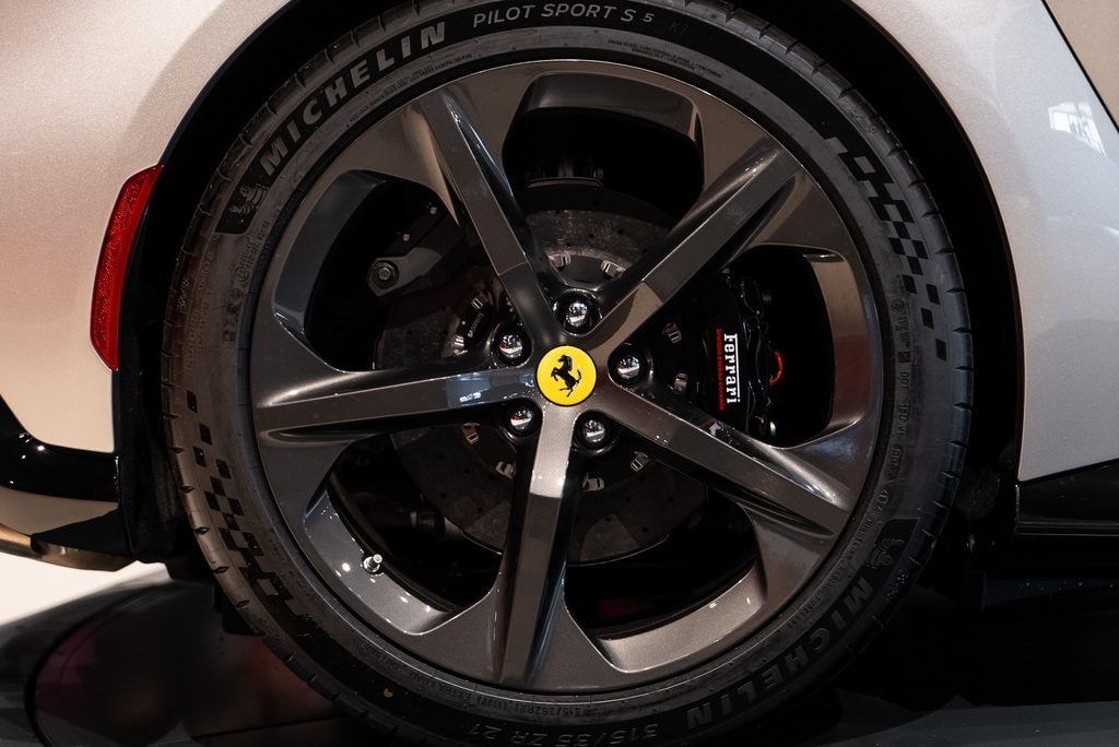 2025 FERRARI 12CILINDRI - Image 21