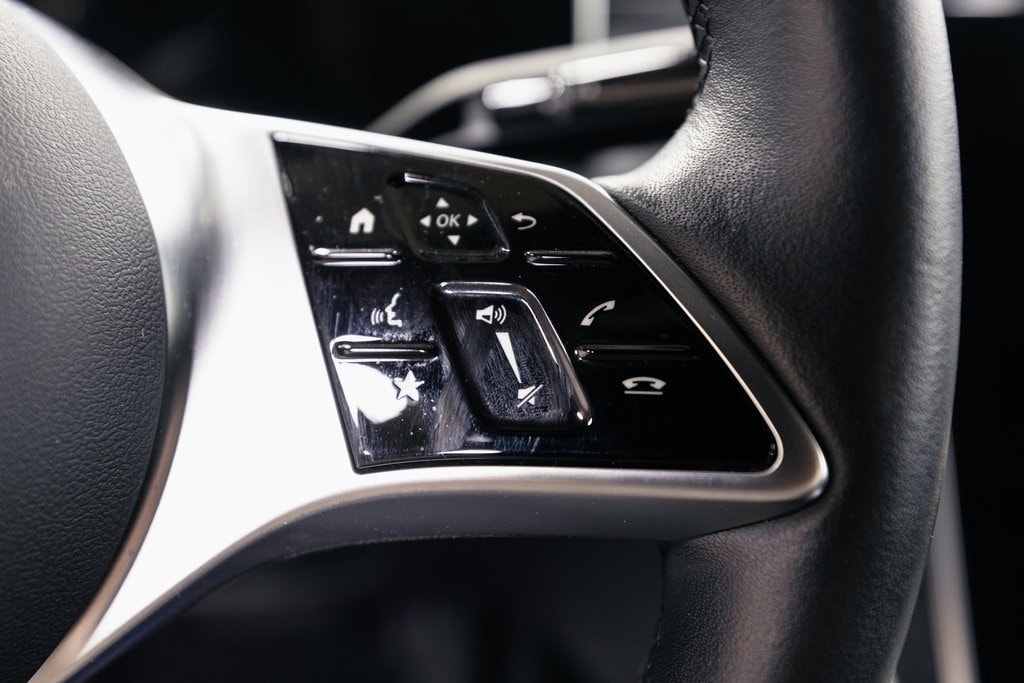 2025 MERCEDES-BENZ C-CLASS - Image 13