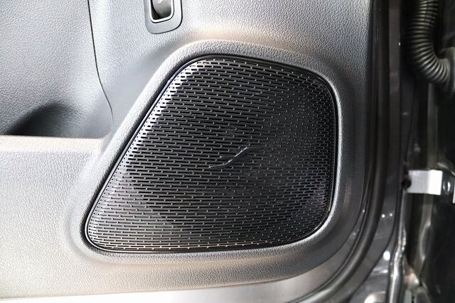 2025 Mercedes Benz GLA 250 4MATIC photo 3