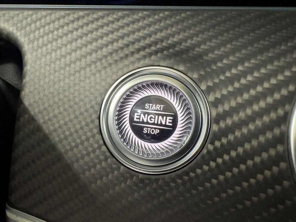 2024 MERCEDES-BENZ AMG GT - Image 17