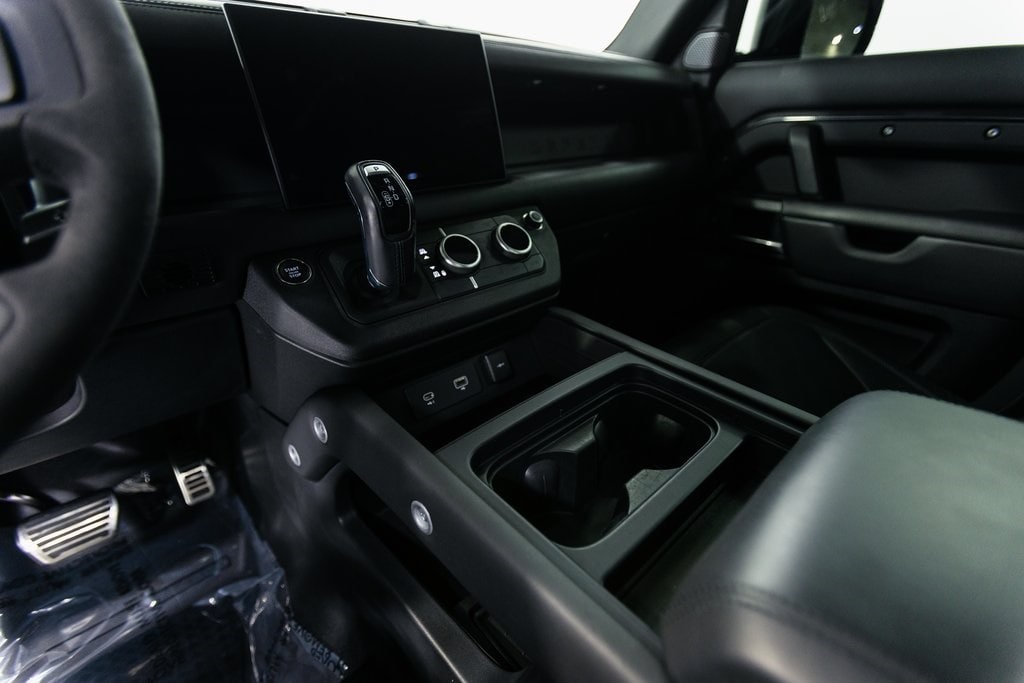 2023 LAND ROVER DEFENDER - Image 15