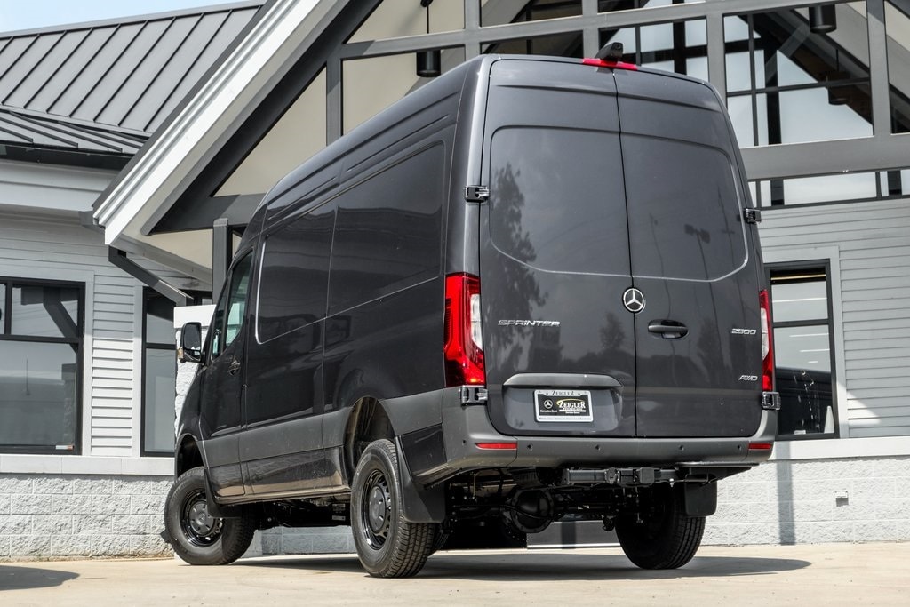 2025 MERCEDES-BENZ SPRINTER - Image 2