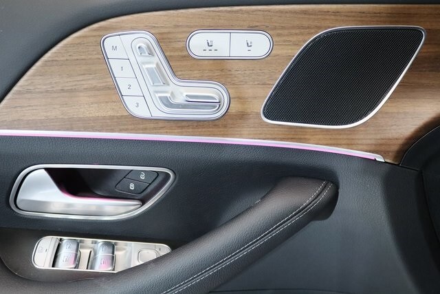 2025 Mercedes Benz GLE 350 4MATIC photo 2