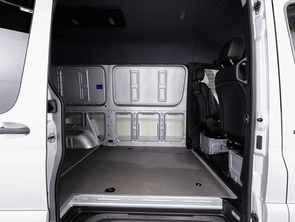 2024 MERCEDES-BENZ SPRINTER - Image 29