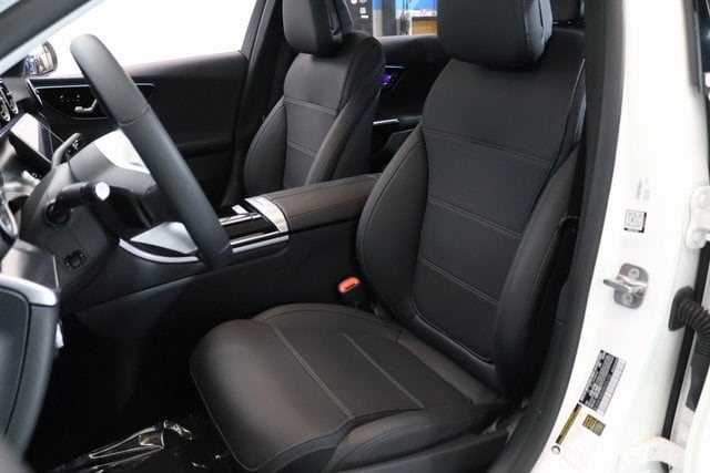 2025 MERCEDES-BENZ C-CLASS - Image 17