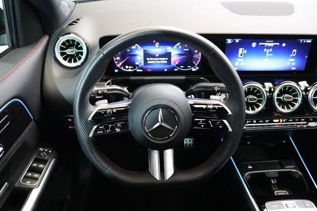 2025 Mercedes Benz GLA 250 4MATIC photo 4