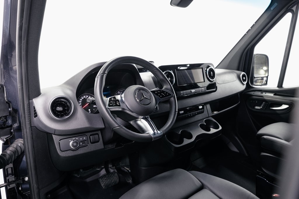 2025 MERCEDES-BENZ SPRINTER - Image 8