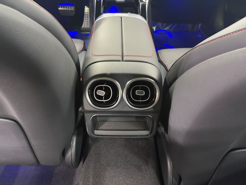 2024 MERCEDES-BENZ C-CLASS - Image 30