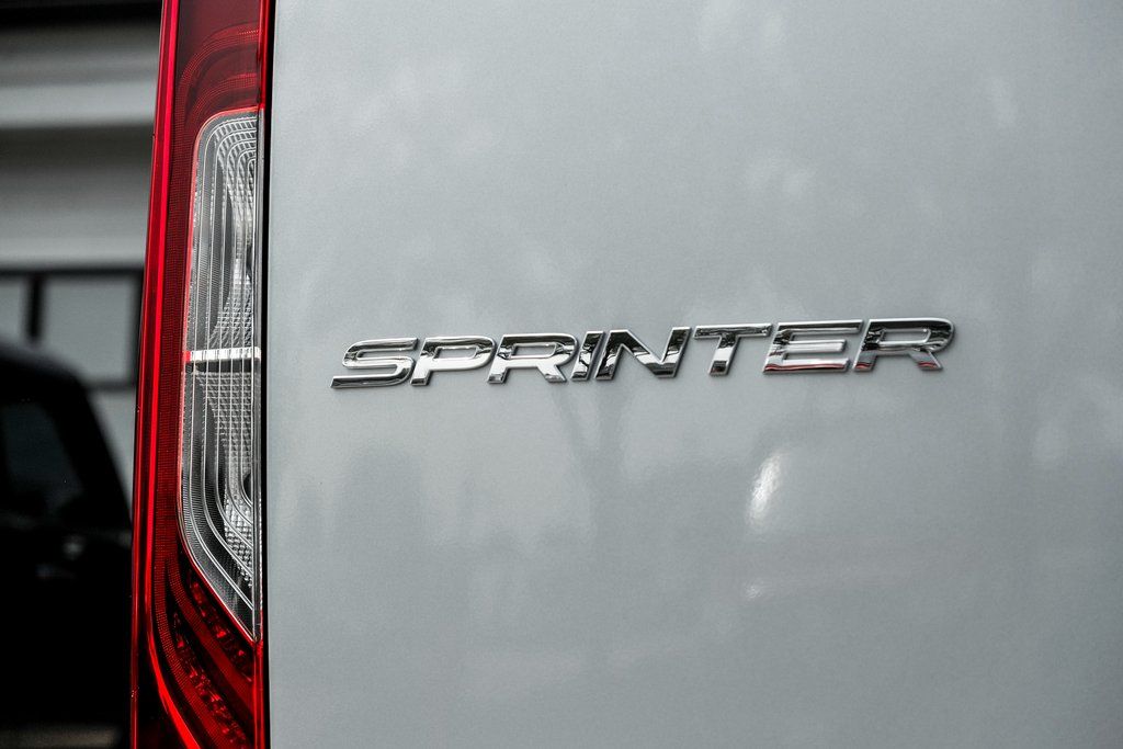 2025 MERCEDES-BENZ SPRINTER - Image 9