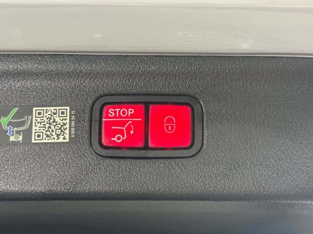 2024 MERCEDES-BENZ EQE-CLASS SUV - Image 32