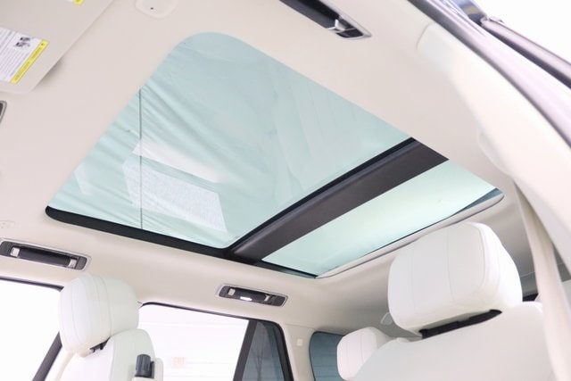 2024 LAND ROVER RANGE ROVER - Image 9