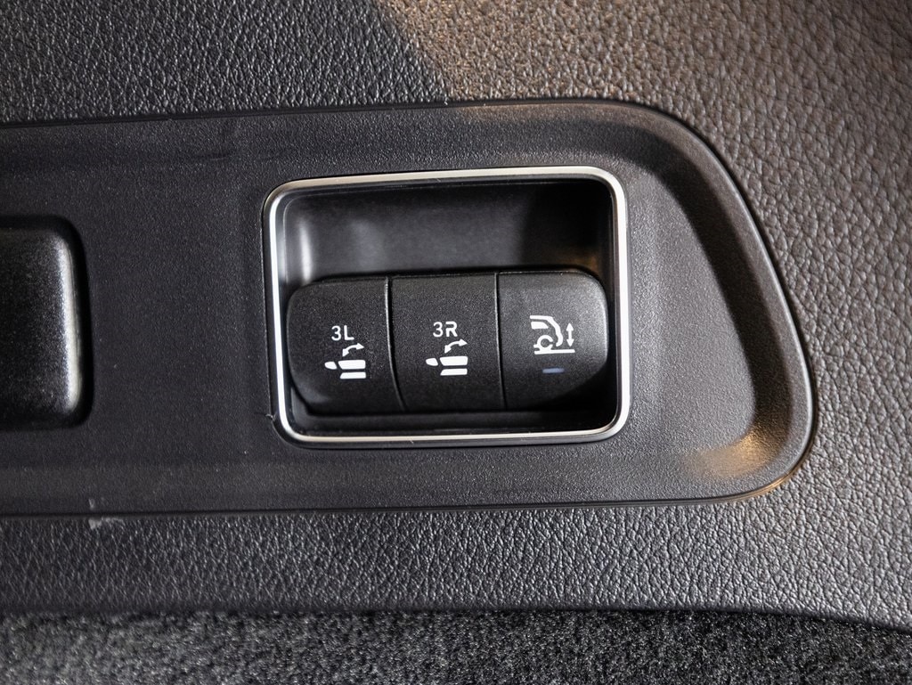 2025 MERCEDES-BENZ GLS-CLASS - Image 35