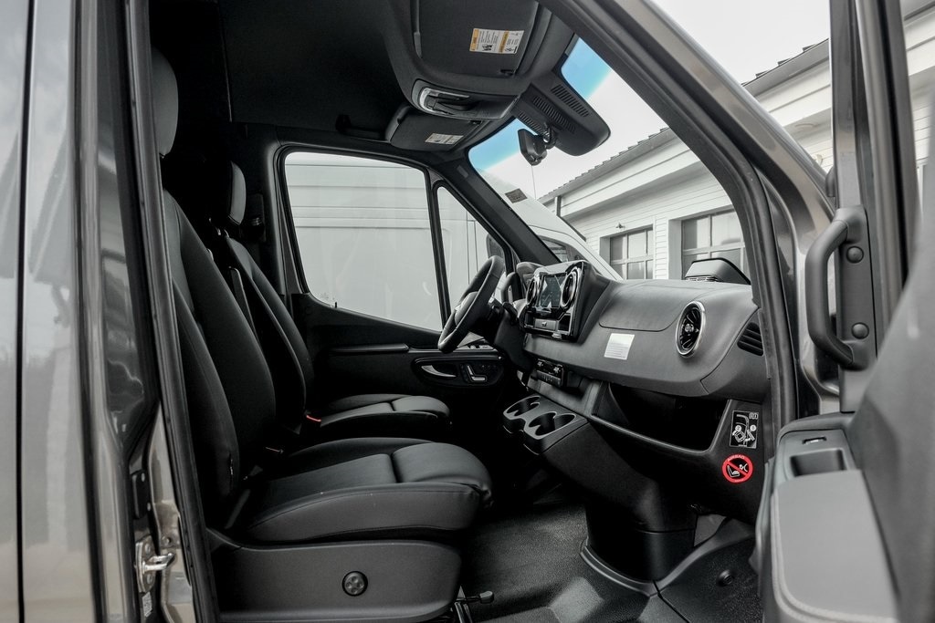2025 MERCEDES-BENZ SPRINTER - Image 21