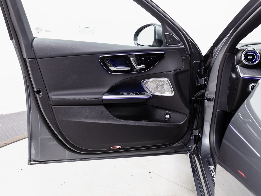 2025 MERCEDES-BENZ C-CLASS - Image 5