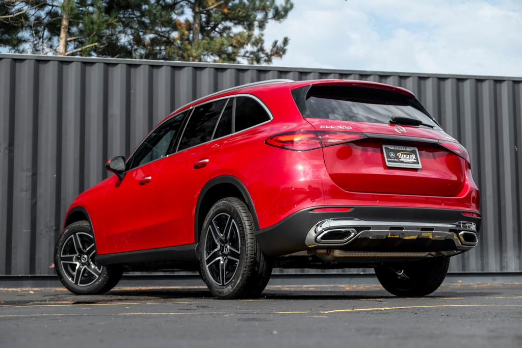New 2027 Mercedes-Benz GLC 300 4MATIC SUV
