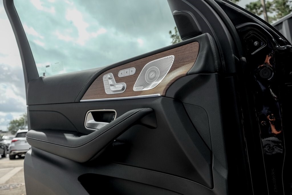 2026 MERCEDES-BENZ GLS-CLASS - Image 12