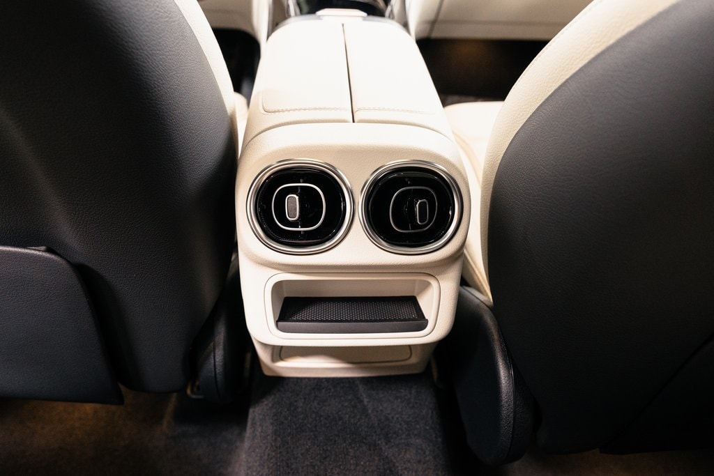 2026 MERCEDES-BENZ GLC-CLASS - Image 28